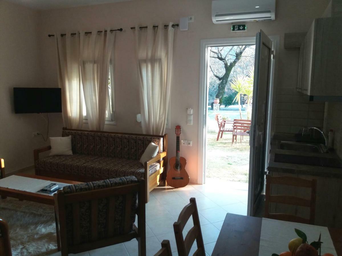 Dimitriou Rooms Глики Экстерьер фото