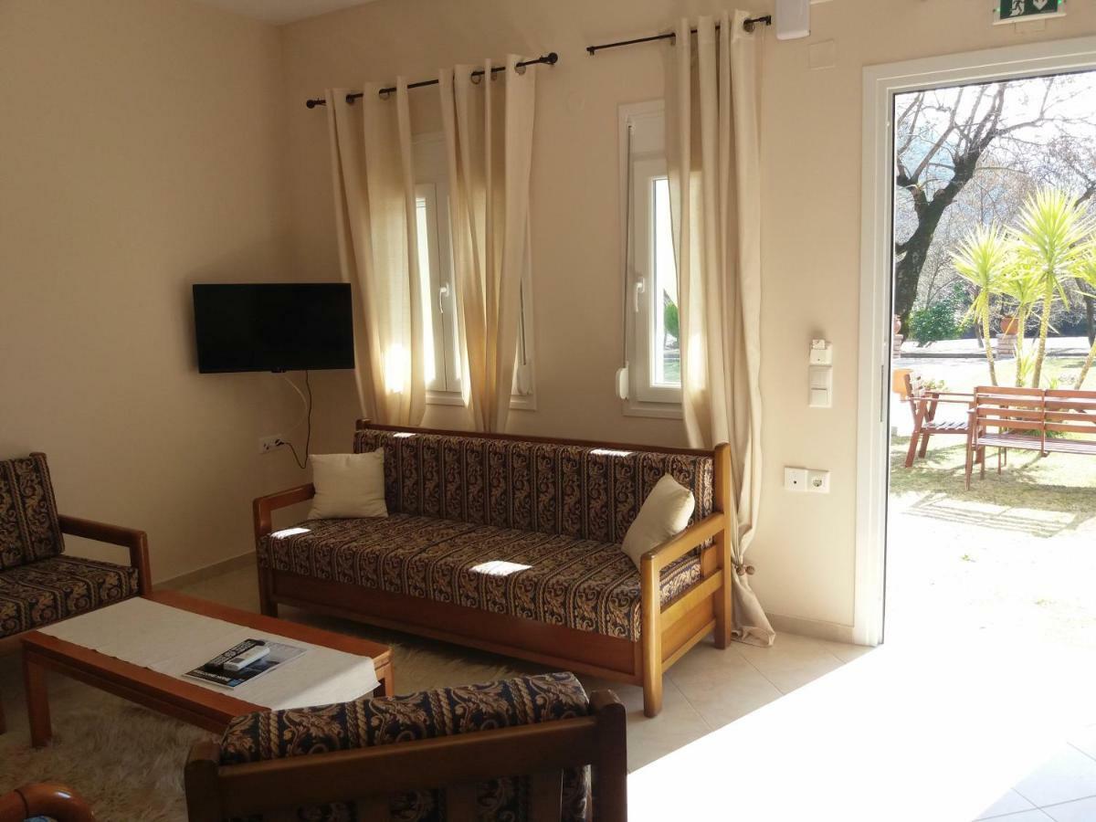 Dimitriou Rooms Глики Экстерьер фото